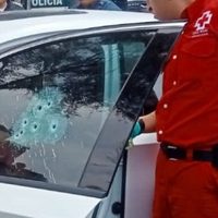 Asaltantes en motocicletas asesinan sobre Viaducto a conductor de un Honda; se llevan 10 mil dólares