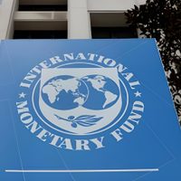 Equipo económico argentino viaja a Estados Unidos para reunirse con el FMI