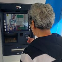 Arranca el pago a estatales: quiénes cobran este lunes en Neuquén