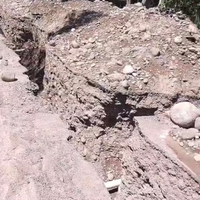 Por una obra inconclusa, los vecinos quedaron atrapados en Maipú