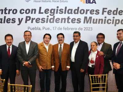 Mario Delgado reúne a Ignacio Mier y Alejandro Armenta, aspirantes a gobernar Puebla