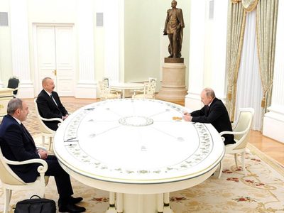 Putin celebrará hoy una cumbre con los líderes de Armenia y Azerbaiyán