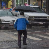 Alerta por frío y lluvias fuertes con posible granizo el miércoles en estas entidades