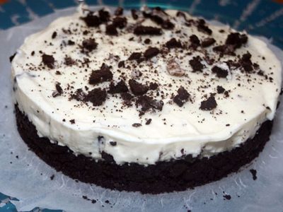 Tarta de oreo y limón: la receta cítrica y full chocolate que necesitás, lista en pocos minutos