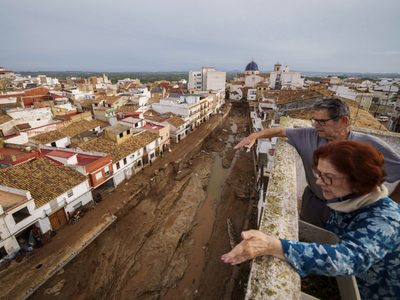 “El ruido del agua lo tenemos grabado a fuego”, dice sobreviviente de las inundaciones en España