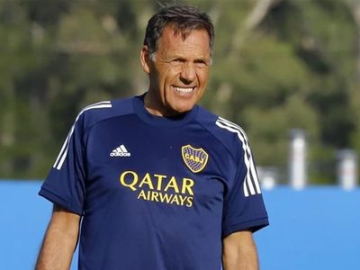 El problema de los laterales y los extranjeros en Boca, ¿qué debe hacer Russo?