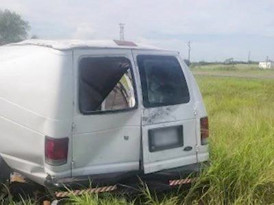 Mueren 10 personas en accidente en Texas; presumen que eran migrantes