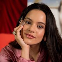 "¡Cásate conmigo!": Rosalía sorprendió a sus fans con esta imagen