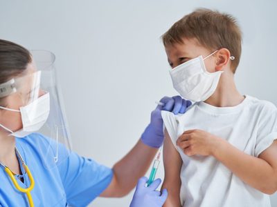 Chile autorizó vacunar a los niños desde los 6 años: qué inmunizante se utilizará