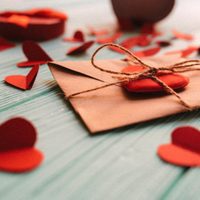 Sencillo y efectivo: el ritual más poderoso para abrir caminos, atraer el amor y multiplicar tu dinero al mismo tiempo
