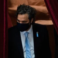 Cafiero acusó a Bullrich de "atentar contra la solución pacífica" de las tomas de tierras