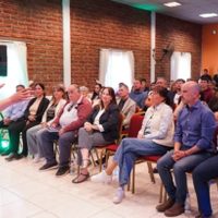 Un sector de trabajadores legislativos manifestó su respaldo a los candidatos de La Neuquinidad