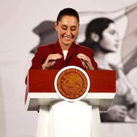 Las letras chiquitas del “Plan B”: Sheinbaum haría campaña en la consulta de revocación de mandato