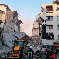 Rusia eleva a 18 los muertos por ataque ucraniano contra una residencia de estudiantes en Lugansk
