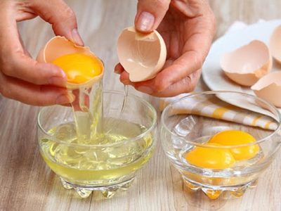 No tires las claras de huevo, con lo caros que están: hacé este dulce ideal para la hora del té