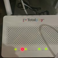 “Te odiamos Totalplay, arruinas el home office”: Usuarios reportan caída de internet de la empresa