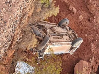 Rincón de los Sauces: una camioneta cayó a un barranco y el conductor está grave