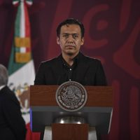 “Doy la vida. Vengan por ella”, dice Marx Arriaga por críticas a nuevos libros de texto de la SEP