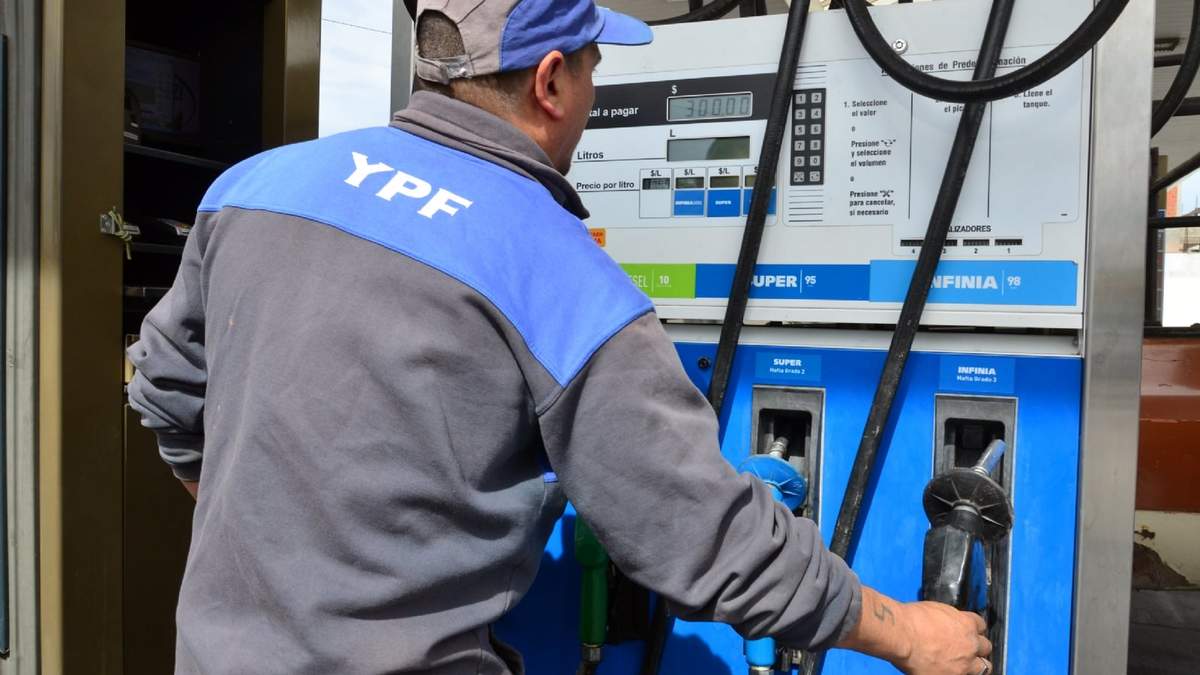Combustibles. Fuente: (Twitter)