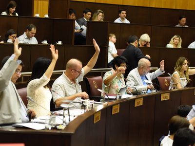 ¡Pérdidas millonarias! Revelaron los números de las regalías petroleras en la Legislatura de Neuquén