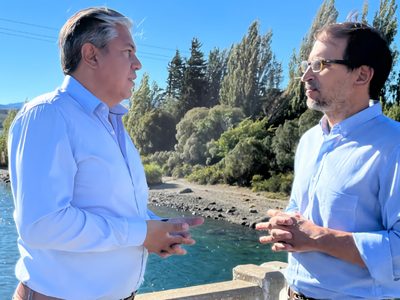 Represas hidroeléctricas: encuentro clave entre los diputados nacionales Figueroa y Domingo