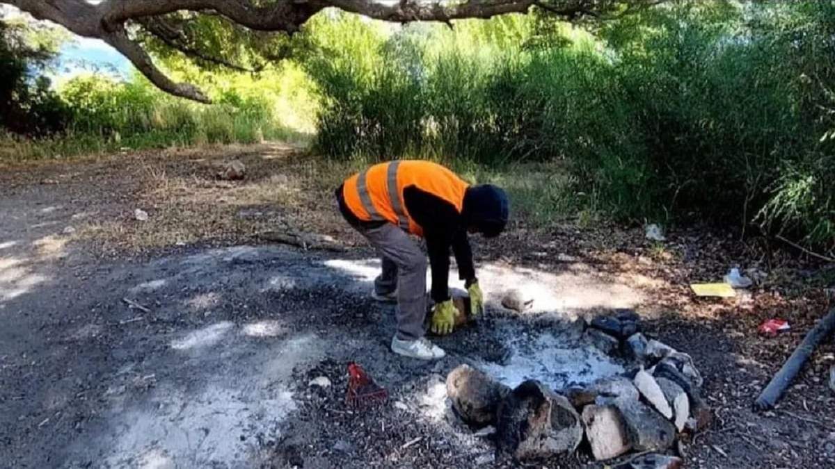 Los inspectores apagaron más de 60 fogones en espacios no habilitados. Fuente: (Noticias Nqn)