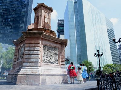 Lo que fue la glorieta de Colón "será para las mujeres indígenas": Sheinbaum