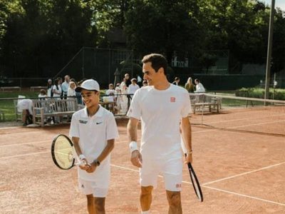 Roger Federer cumple una promesa y juega con un fan cinco años después; así reaccionó