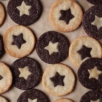 Galletas estrelladas de vainilla y chocolate: una receta muy original con un resultado tentador y único