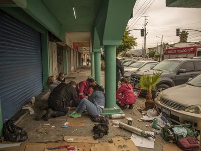 “Abrazos, no balazos” daña más a usuarios de drogas que al crimen organizado