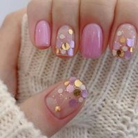 Nail Art: cómo llevar las uñas confeti, la nueva y pintoresca tendencia apta para las más atrevidas