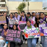 Trabajadoras de Semujer denuncian que gobierno de Guerrero les debe cuatro meses de sueldo