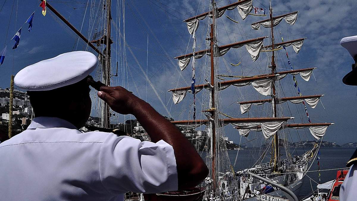 La Marina es la encargada de vigilar los puertos en el país