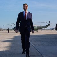 Vance viaja a Pakistán para encabezar conversaciones con Irán sobre el fin de la guerra