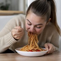 No es la dieta: el pequeño error cotidiano que te hace subir de peso sin darte cuenta