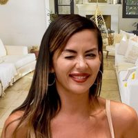 Parque con piscina y decoración mexicana: Karina Jelinek deslumbra con su mansión en Tigre