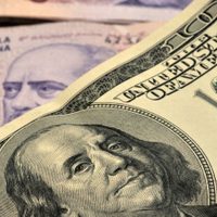 Nueva escalada del blue: este jueves duplicó el valor del dólar oficial