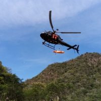 Dos muertos y tres heridos tras caída de mototaxi a un barranco
