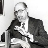 La talla de Fernandez Retamar