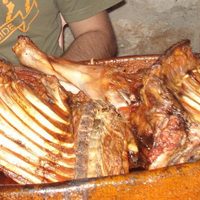 Los mejores lugares para comer un delicioso cordero patagónico en San Martín de los Andes