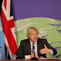 Boris Johnson confía en levantar las restricciones por la pandemia para el 21 de junio