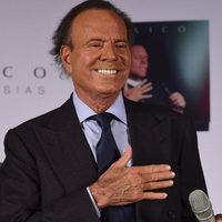 ¡Tristísimo! El conmovedor mensaje que Julio Iglesias publica luego del fallecimiento de su suegra