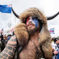 El insólito pedido de Jacob Chansley, el “vikingo” del asalto al Capitolio, a Donald Trump