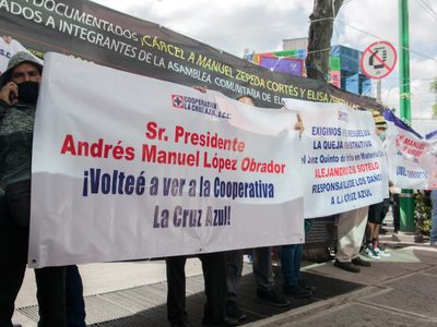 Cooperativistas de La Cruz Azul piden a AMLO reforzar seguridad en planta de Tula
