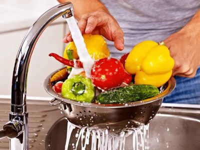 Claves para cocinar de forma segura para la cena navideña