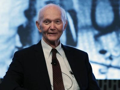 Muere Michael Collins, astronauta del Apolo 11, a los 90 años