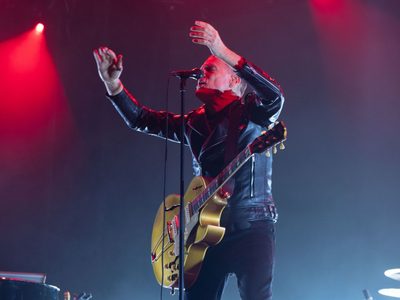 Bryan Adams vibra con sus fans en la Arena CDMX