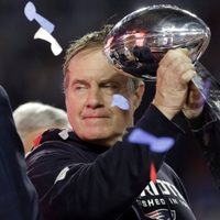 La exclusión de Bill Belichick del Salón de la Fama genera críticas de votantes y aficionados