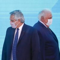 Renunció Ginés González García y le echó la culpa a sus secretarios