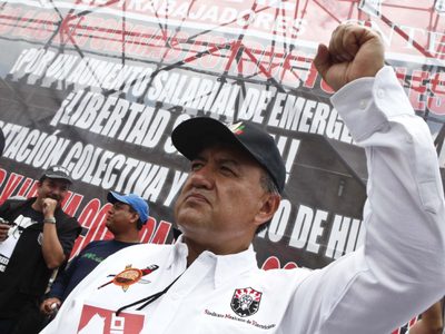 Martín Esparza califica de “guerra sucia” la publicación de Proceso; “no desmiente nada”, le reviran